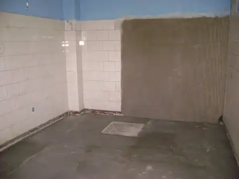 Galpon en Venta en Villa Talleres, USD 110.000