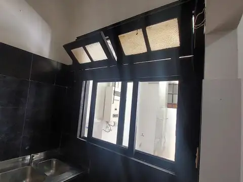 Depto Tipo Casa en Venta 50 años