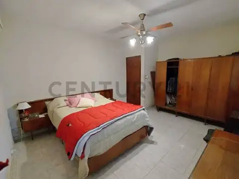 Casa 5 ambientes con quincho y parrilla - Suipacha 246, Bosques