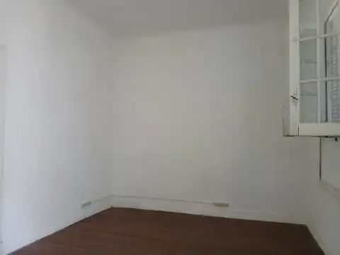 Depto Tipo Casa en Alquiler 60 años