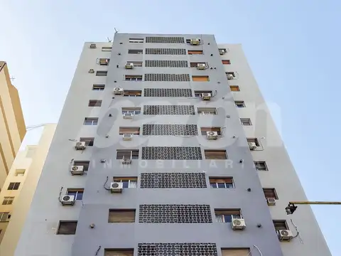 Italia 200, Piso 7
