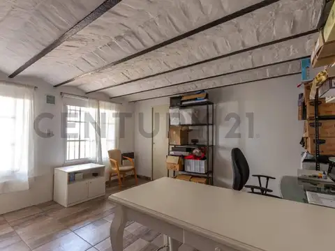 VENTA CASA DE PASILLO DOS DORMITORIOS EN ECHESORTU