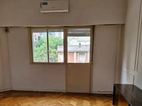 SEMIPISO 3 AMB + DEP - CON BALCON AL FRENTE