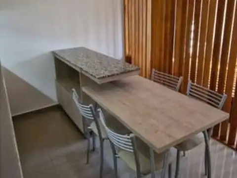 Departamento en Alquiler en Echesortu, $ 350.000
