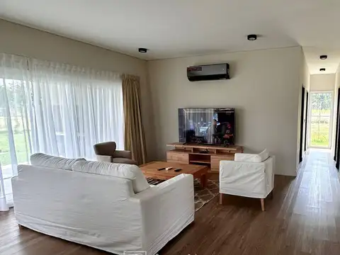Casa en Venta 1 año