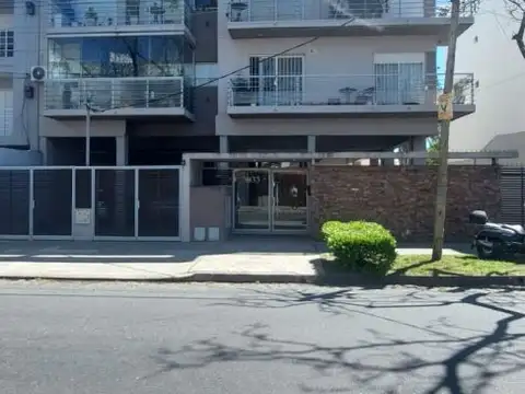 ALQUILER 2 AMBIENTES CON COCHERA EN OLIVOS