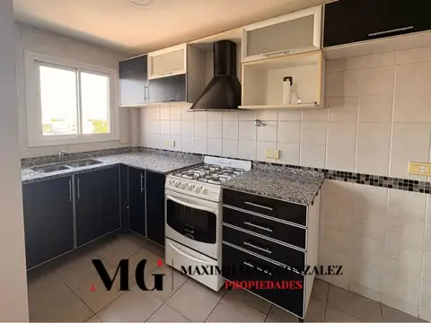 Departamento en Alquiler en Remedios De Escalada, $ 750.000