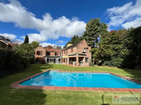 Excelente casa en San Carlos C.C.