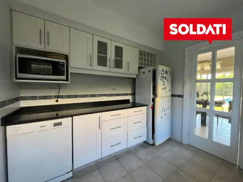 Casa en Venta con 1 cochera