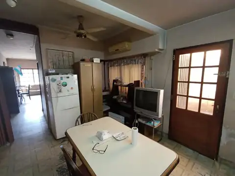 Depto Tipo Casa en Venta 40 años