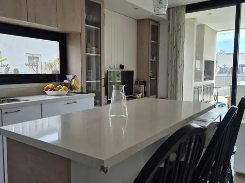 ALQUILER VERANO Casa con Pileta en El Canton Golf