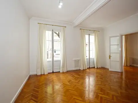 Departamento 6 ambientes con 4 baños