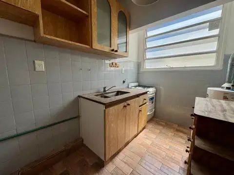 Cuatro amb. en alquiler • Nuñez • Comodoro Rivadavia 1800