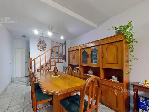 Depto Tipo Casa en Venta de 4 ambientes