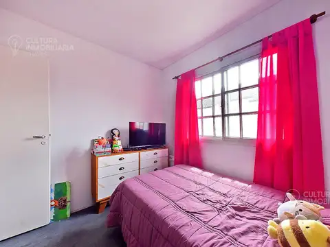 Depto Tipo Casa 4 ambientes con 2 baños