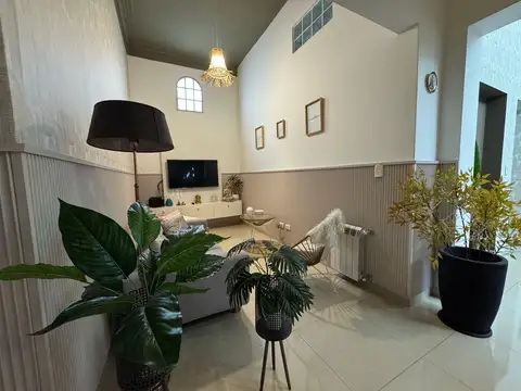 Depto Tipo Casa 4 ambientes con 2 baños