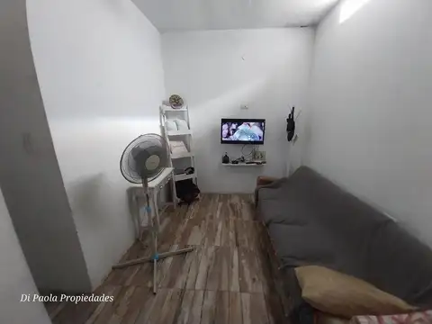 Depto Tipo Casa en Alquiler en Temperley, $ 400.000