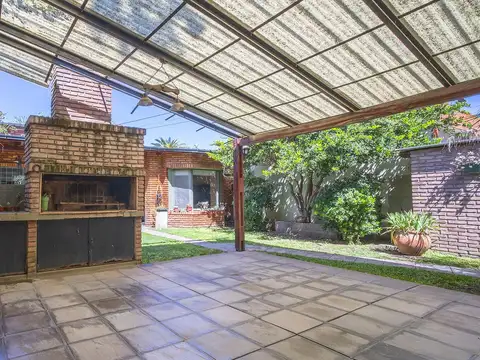 Casa en Venta en Capitán Bermudez, USD 110.000