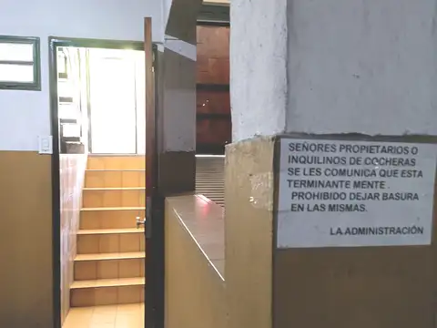 Cochera en Venta para coche grande