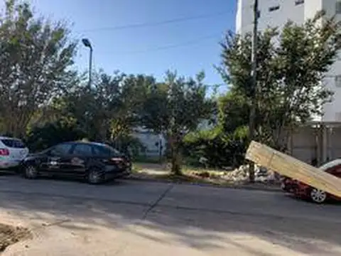 71 Entre 27 y 28 , Piso 0