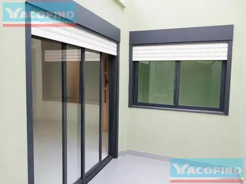 Depto Tipo Casa 2 ambientes con 1 baño
