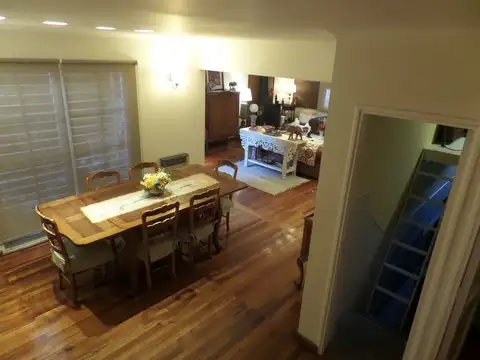 Casa en Venta en Vicente Lopez Vias / Maipu, USD 650.000