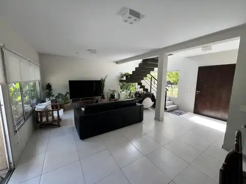 Casa en Venta - Santa Catalina - Apto Credito (Con Renta)