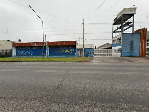 PREDIO DEPOSITO INDUSTRIAL EN ALQUILER EN LA PLATA