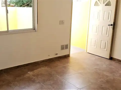 Depto Tipo Casa en Venta en Villa Bosch, USD 49.000