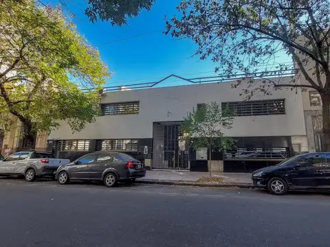 Excelente Terreno/Depósito /Edificio comercial en Alquiler/Venta en Almagro