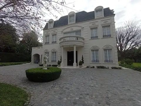 Casa en Venta de 5 dormitorios