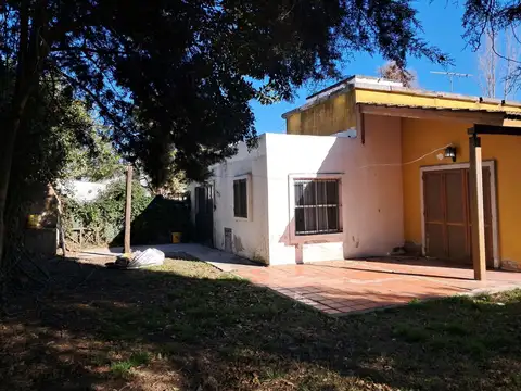 Casa 4 ambientes con 1 baño