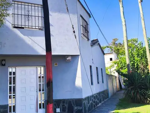Casa en Venta en Berisso [Cod: 045]