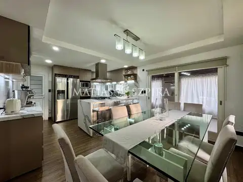 Casa 4 ambientes con 2 baños