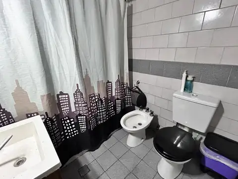 Depto Tipo Casa 4 ambientes con 2 baños