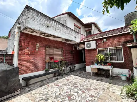 Depto Tipo Casa en Venta de 4 ambientes