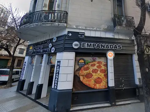 Avenida Hipólito Yrigoyen 2400