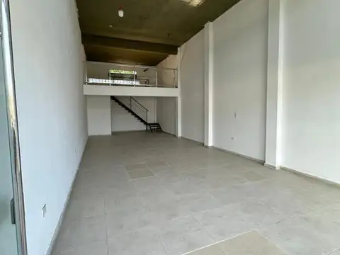 Local en Alquiler en Glew, $ 850.000