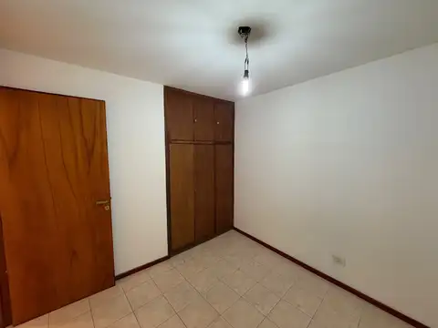 Departamento 5 ambientes con 1 baño