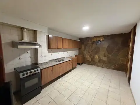 Departamento en Alquiler de 3 dormitorios
