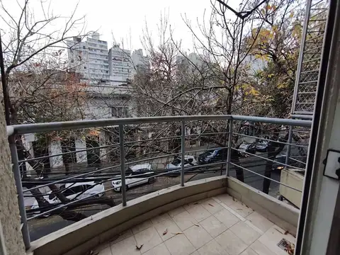 Departamento un ambiente balcon en pichincha Rosario UNR MEDICINA