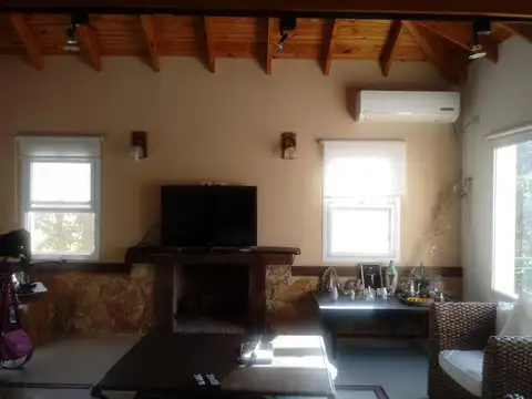 Casa 4 ambientes con 4 baños