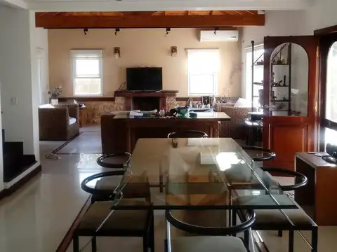Casa en Alquiler Temporal de 4 dormitorios