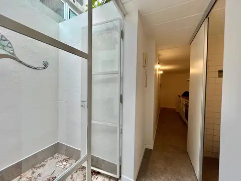 Depto Tipo Casa en Venta en Colegiales, USD 148.000