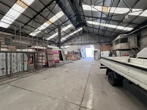 Galpon en Venta en González Catan, USD 2.500.000