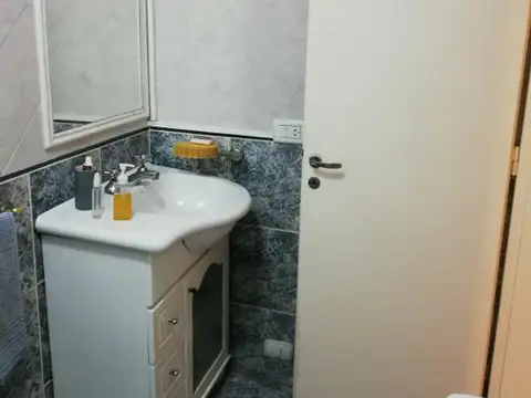 Depto Tipo Casa 4 ambientes con 2 baños