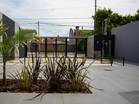 Departamento en  Venta en Villa Luzuriaga de Pozo