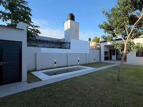 Casa en Venta al Este