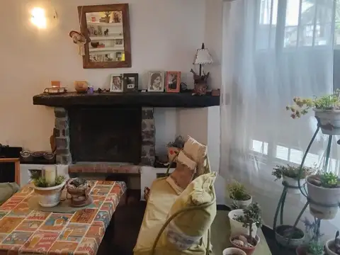 Depto Tipo Casa en Venta con 1 cocheras
