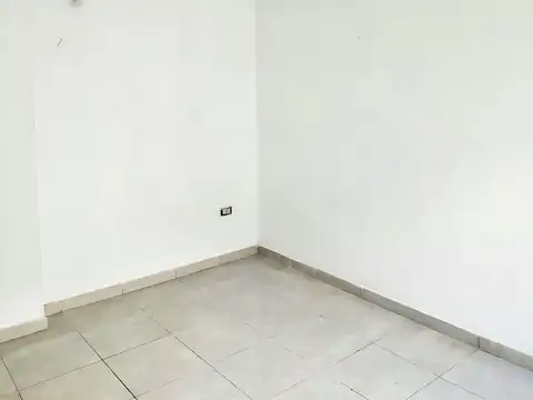 Departamento en Alquiler en Boca, $ 700.000